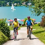 Szálloda Strandhotel Schabus Velden am Wörthersee