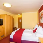 Otel Strandhotel Schabus Velden am Wörthersee