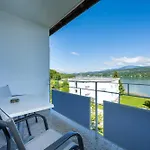 Szálloda Strandhotel Schabus