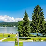 Szálloda Strandhotel Schabus