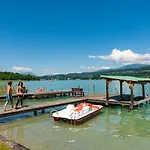 Szálloda Strandhotel Schabus 3*