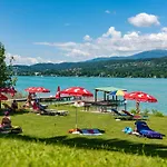 Szálloda Strandhotel Schabus