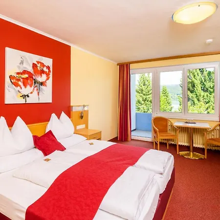 Hotel Strandhotel Schabus 3*