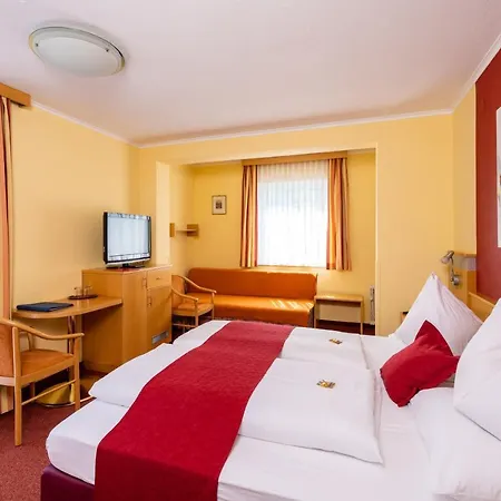 Strandhotel Schabus Hotel