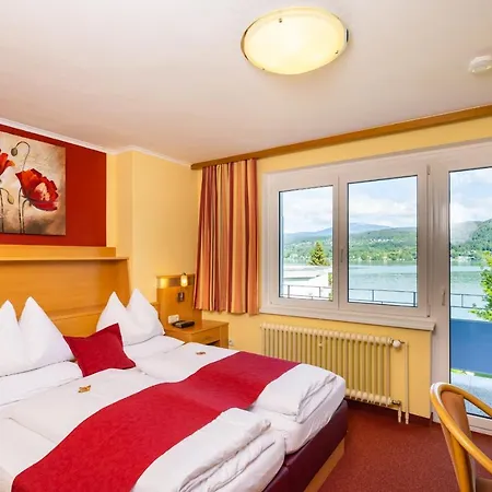 Strandhotel Schabus