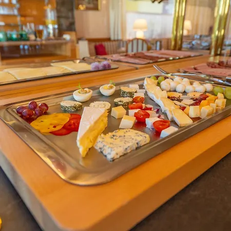 Strandhotel Schabus Hotel Velden am Woerthersee