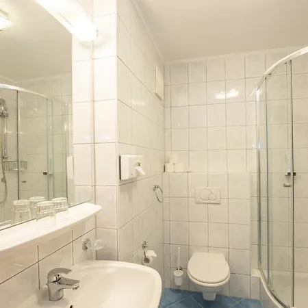 Strandhotel Schabus 3* Velden am Woerthersee