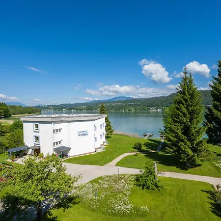 Strandhotel Schabus 3*