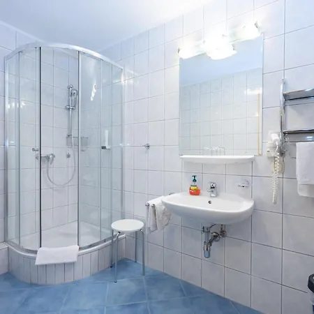 Strandhotel Schabus Hotell