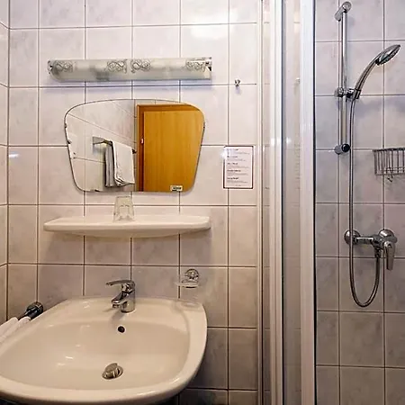 Strandhotel Schabus