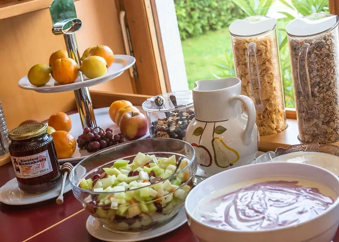 Strandhotel Schabus Hotel 3*