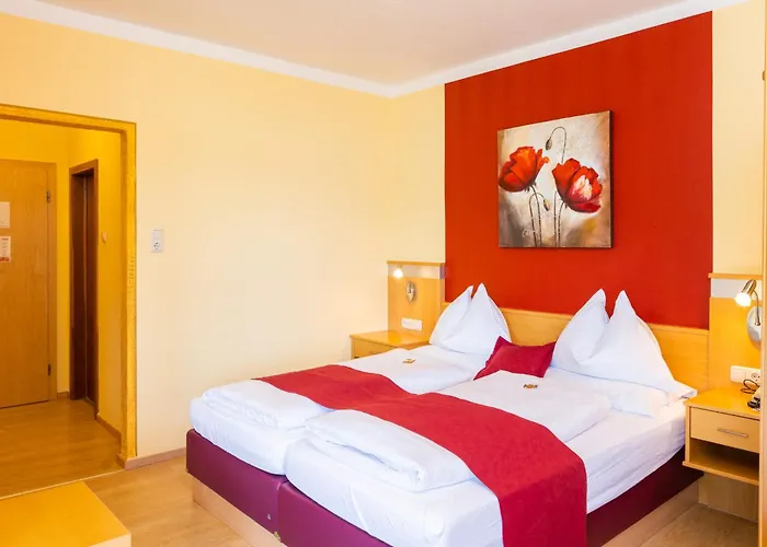 Strandhotel Schabus 3*